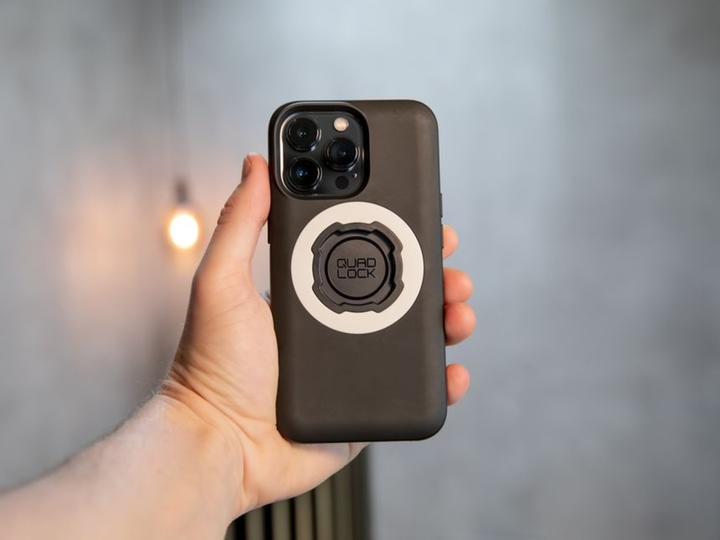 Actual product image Quad Lock Case (Apple iPhone 12, Realme 12 Pro+)