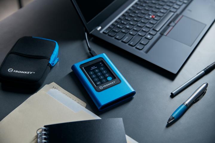 Actual product image Kingston IronKey Vault Privacy 80 (3840 GB)