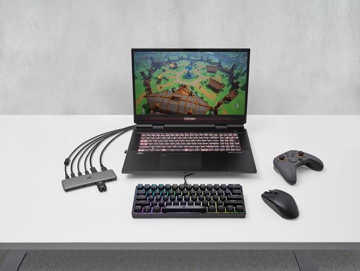 Produktbild Corsair USB 100 (USB-C, 7 Ports)