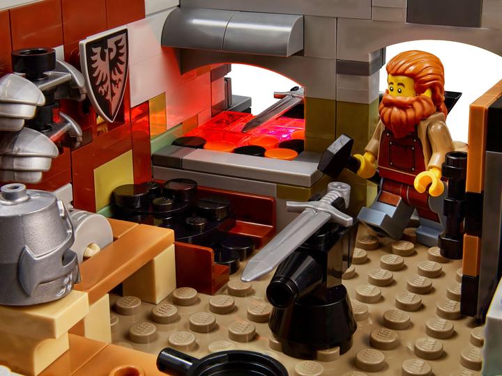 Produktbild LEGO Ideas End-Of-Live Set Mittelalterliche Schmiede - 21325 NEU! Teile 2164x (21325)