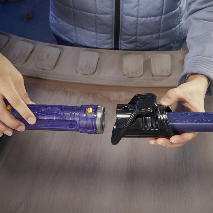 Actual product image Hasbro Star Wars Lightsaber Forge Kyber electronic lightsaber Darksaber