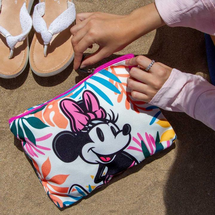Actual product image Karactermania Soleil Toiletry Bag Island