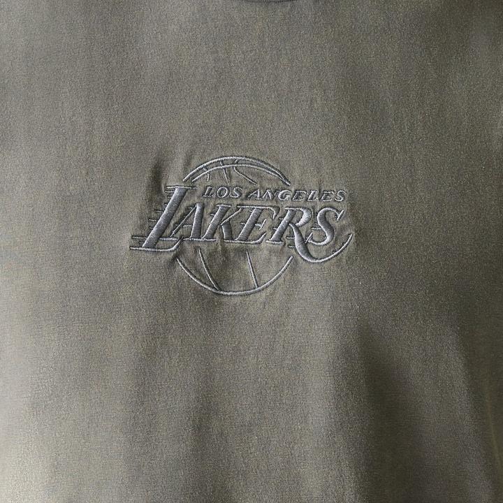 Image du produit New Era Tank Top Shirt - WASHED Los Angeles Lakers (XXL)
