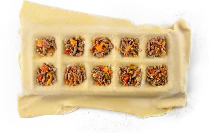 Actual product image Ibili Ravioli mould + rolling pin square 30 x 12 cm Ideal for homemade ravioli