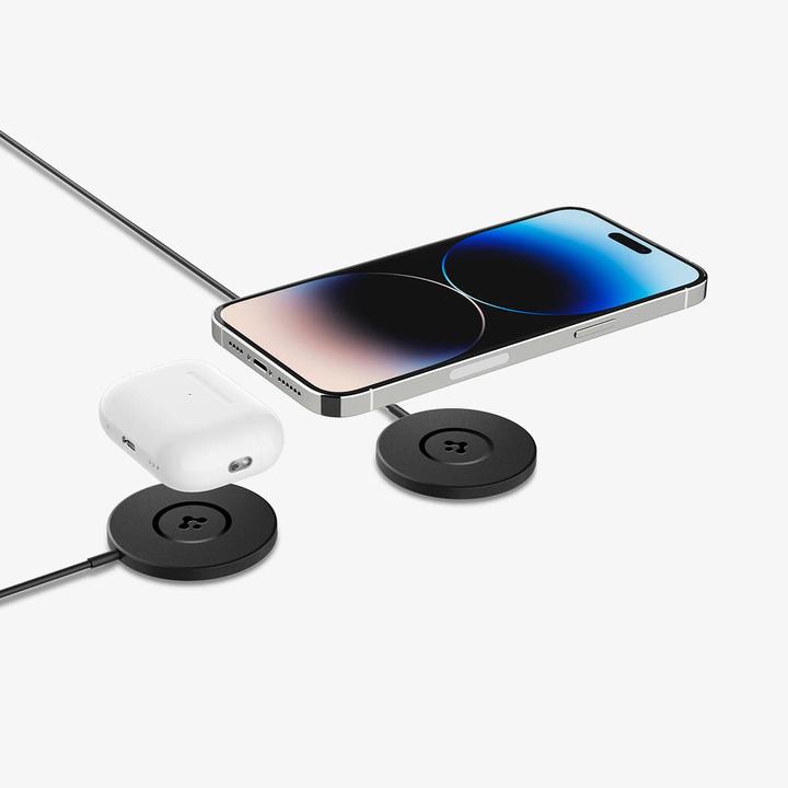 Actual product image Spigen Pf2101 Arcfield Magnetic Magsafe Wireless Charger Black (9 W)