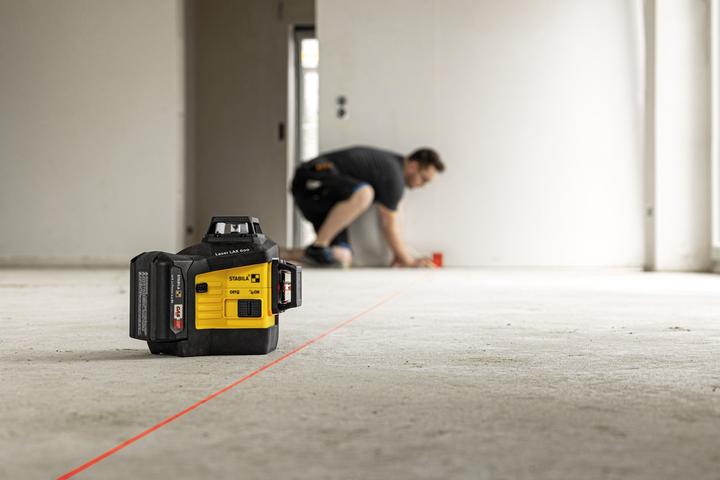 Produktbild Stabila Multilinien-Laser LAX 600, 12-V-System