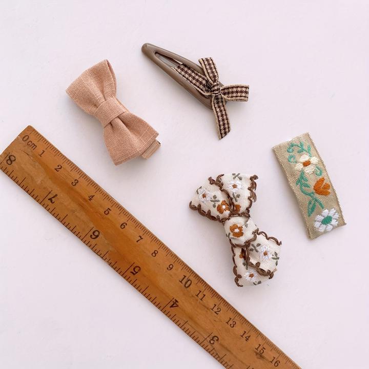 Actual product image Activity Board 8pcs Stern Herz Bogen Knoten Blume kleine Dekoration Haarnadeln, niedlich Haarspangen Geschenk (8 pcs.)
