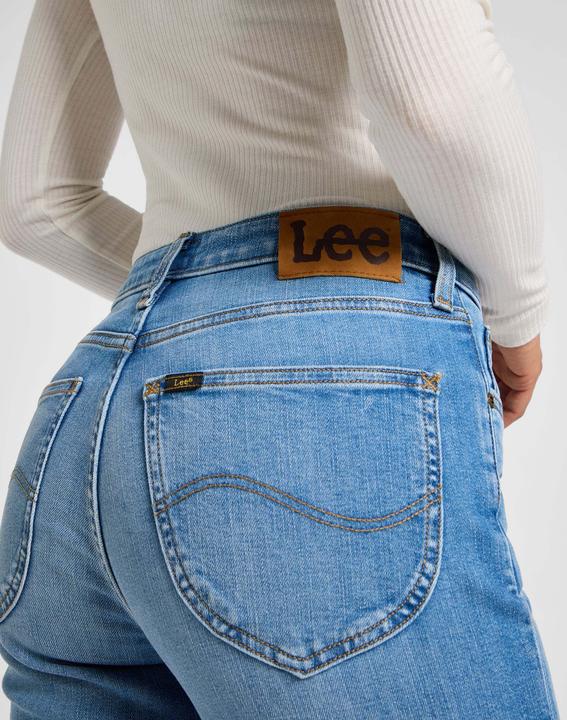 Actual product image Lee Jeans Carol (27)