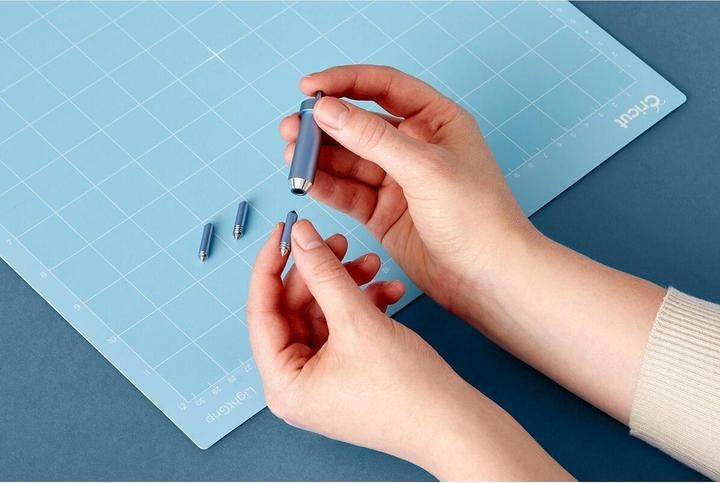 Actual product image Cricut Tool foil transfer set