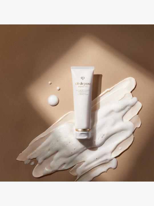 Immagine prodotto Clé De Peau Schiuma detergente addolcente (Schiuma, 125 ml)