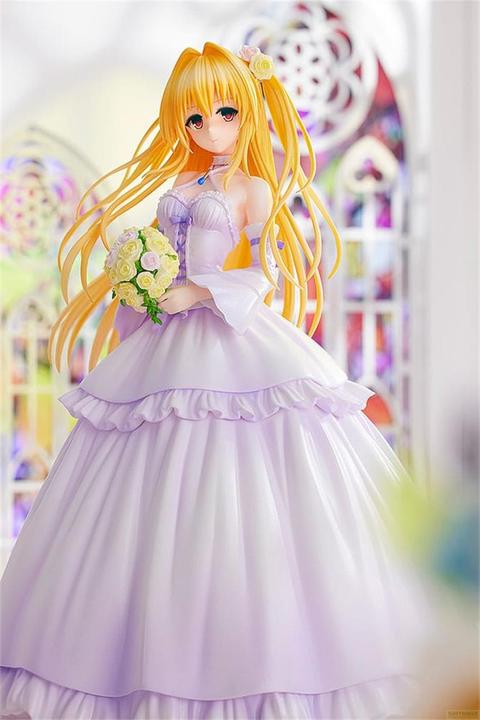 Produktbild Kadokawa To Love-Ru Darkness PVC Statue 1/7 Golden Darkness Wedding Dress Ver. 23 cm