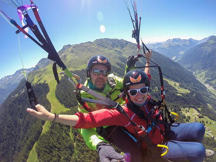 Immagine prodotto Smartbox Volo in parapendio in tandem verso il tramonto nel Montafon per 1 persona (1 pers.)
