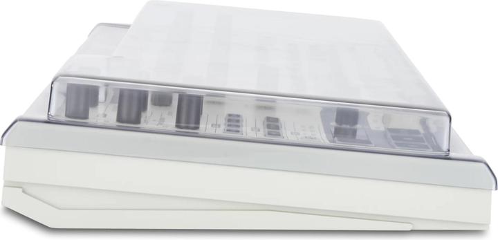 Actual product image Decksaver DS-PC-RD9