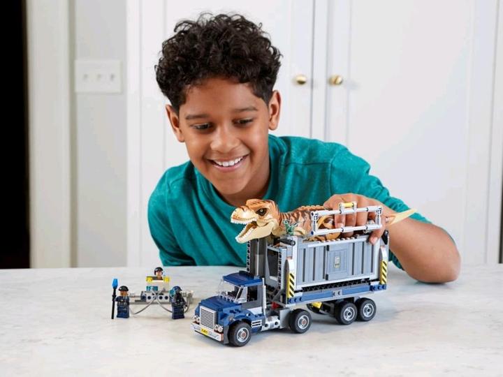 Produktbild LEGO Jurassic World T-Rex Transport (75933, LEGO Jurassic World)