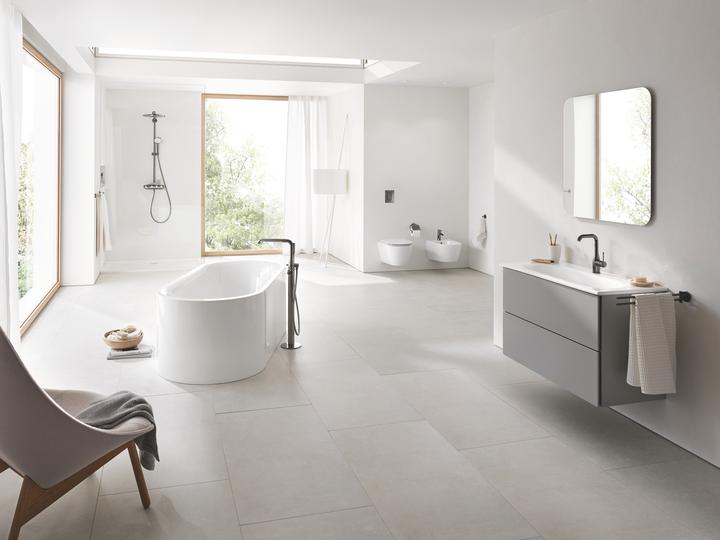 Actual product image Grohe Essence wall-hung WC
