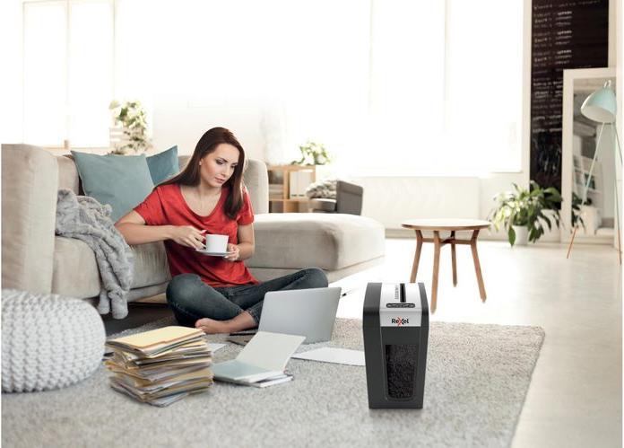 Immagine prodotto Rexel SECURE X10-SL SLIMLINE WHISPER-SHRED™ - Trituratore (Taglio delle particelle)