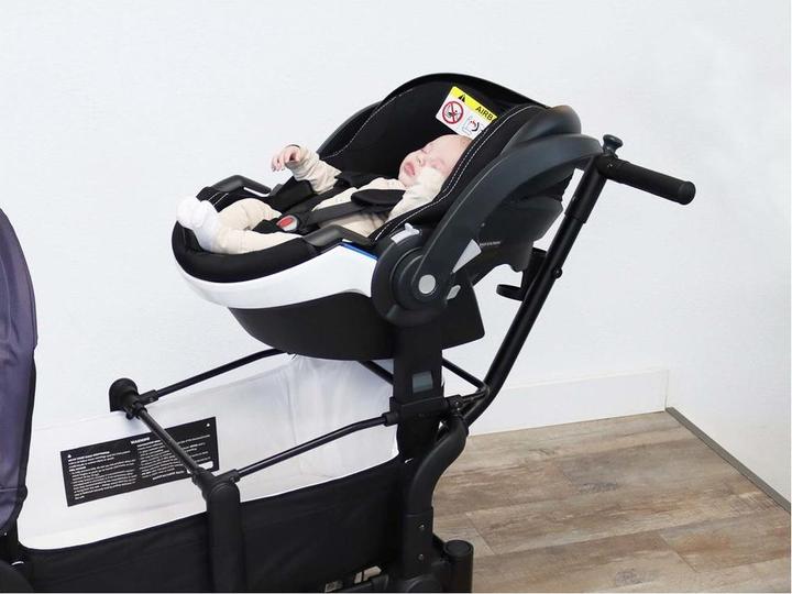 Actual product image Deryan Sandy Autositz Adapter