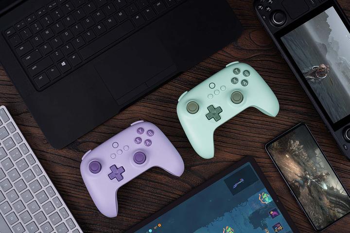 Image du produit 8bitdo Ultimate C 2.4G (Android, PC)