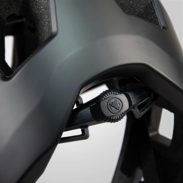Actual product image Endura Singletrack MiPS (55 - 59 cm)