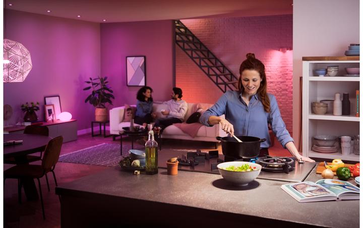 Actual product image Philips Hue Starter Kit (E27, 9 W, 1055 lm, 3 x, F)