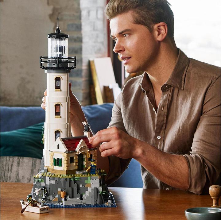 Actual product image LEGO Motorised lighthouse (21335, LEGO Ideas, LEGO Rare Sets)