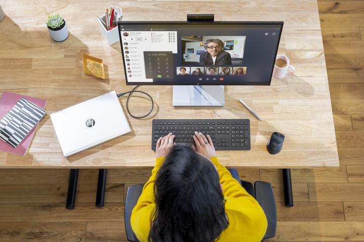 Produktbild HP E27d G4 (2560 x 1440 Pixel, 27")