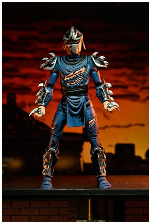 Image du produit Neca Tortues Ninja (Mirage Comics) figurine Battle Damaged Shredder 18 cm