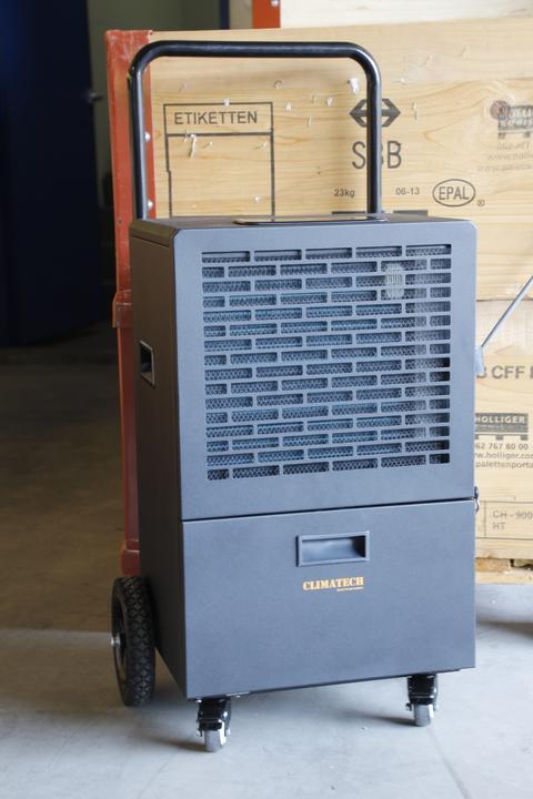 Image du produit Climatech Déshumidificateur YGH-60D, 60 litres (110 m², 60 l/24h)