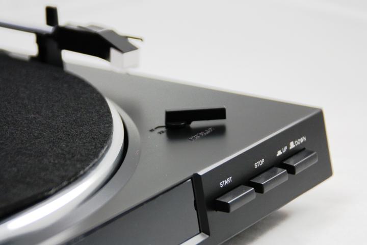 Actual product image Dual Dt 210 USB (Automatic)