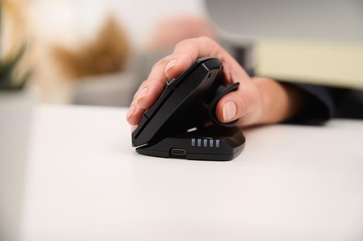 Actual product image Contour UniMouse wireless right-handed black (Wireless, Cable)