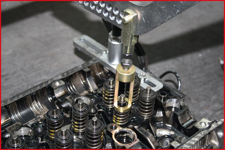 Actual product image KS Tools Valve mounting bridge set, 15 pcs