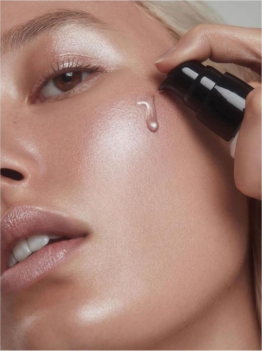 Immagine prodotto Und Gretel Berlin Complessità - VLITTER Natural Face & Body Glow Cool Moon 01 (Cool Moon, Highlighter)