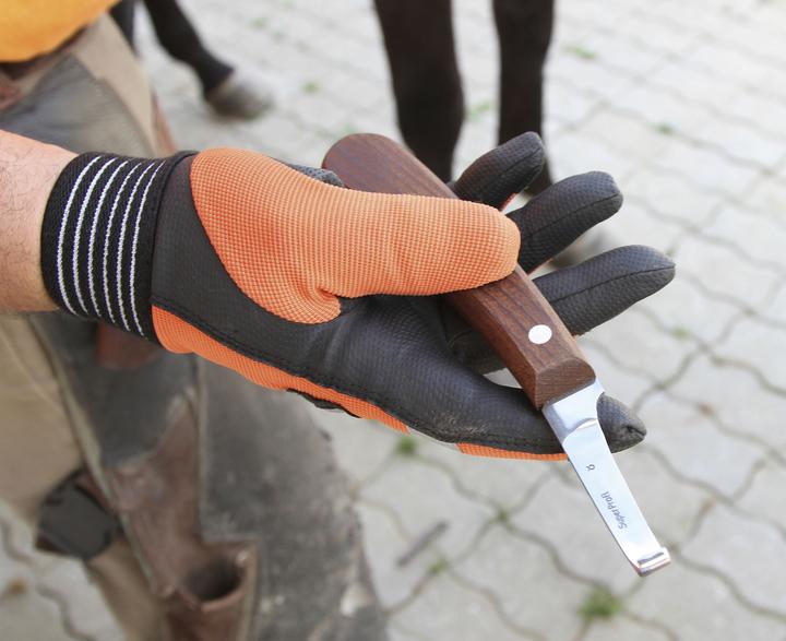 Actual product image Kerbl Hoof and claw knife SuperProfi right