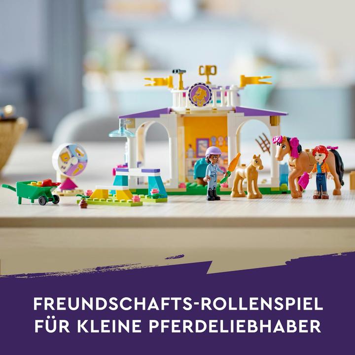 Actual product image LEGO Riding school (41746, LEGO Friends)