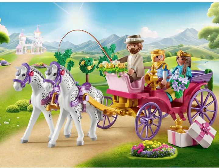 Actual product image Playmobil Carriage ride with princess and prince (71846, Playmobil Princess Magic)