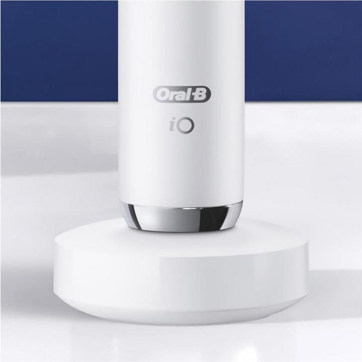 Actual product image Oral-B iO-Series 9N (Oscillating toothbrush)