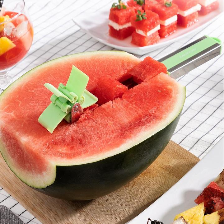 Actual product image InnovaGoods Cube cutter for watermelon
