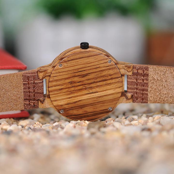 Produktbild Natura Punto Sportlich-elegante Uhr aus Bambus mit smarten Details, Lederarmband (Sportuhr)