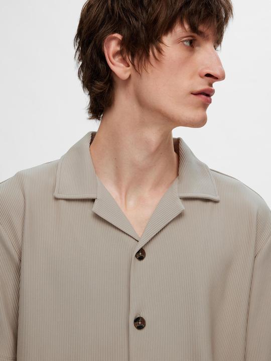 Image du produit Selected Homme Chemise à col cubain côtelé et à manches courtes (XL)