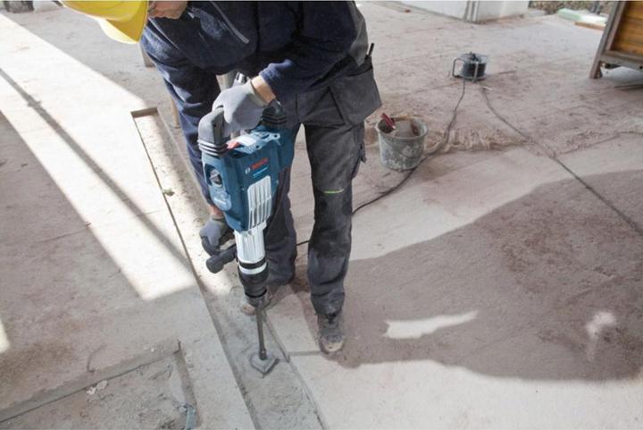 Actual product image Bosch Professional Impact hammer with SDS max GSH 11 VC, with additional handle (Electrical connection)
