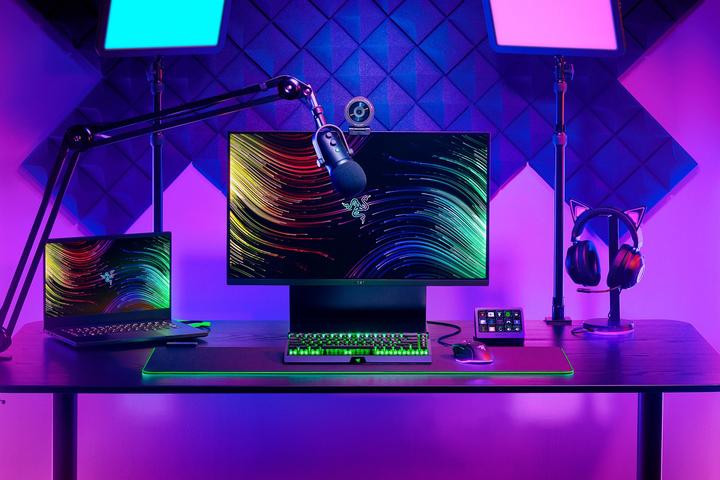 Actual product image Razer Stream Controller X