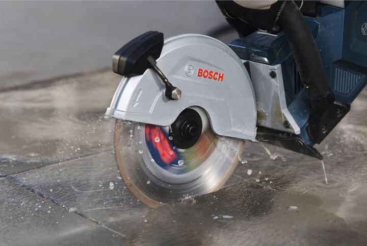 Produktbild Bosch Hausgeräte Bosch 18V Trennsäge GCS 18V-230 (solo, C) (230 mm)