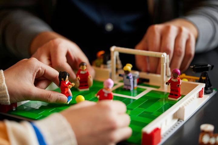 Actual product image LEGO Icons (40634, LEGO Icons, LEGO Rare Sets)