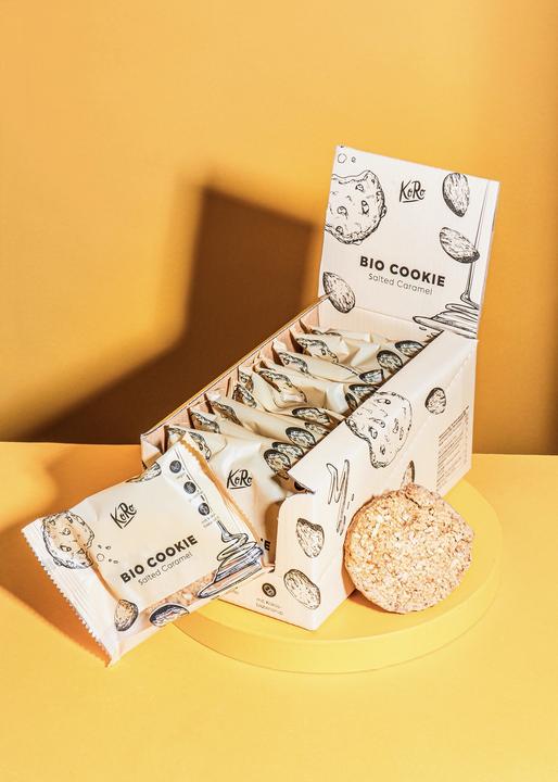 Actual product image KoRo Organic biscuit with salted caramel and almonds (1 pcs., 600 g)