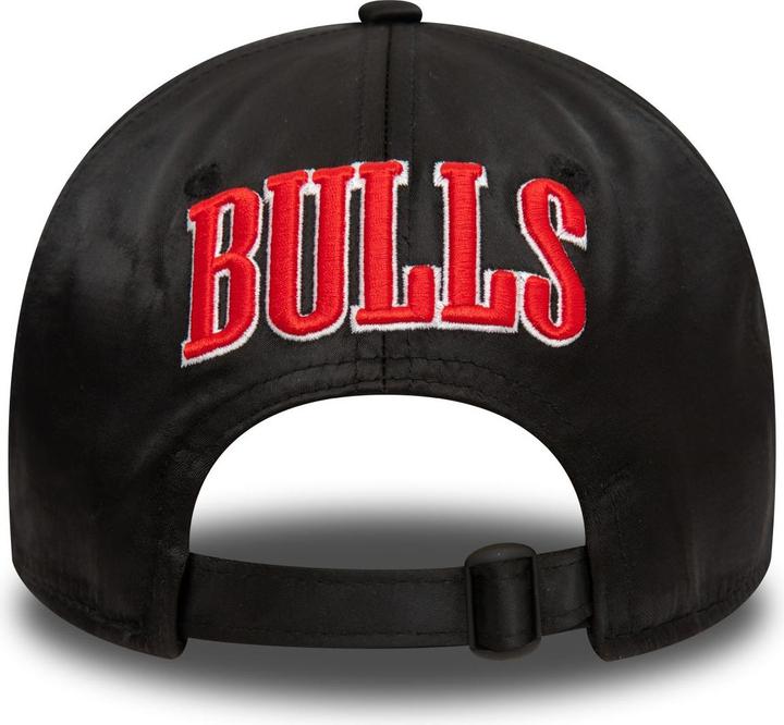 Produktbild New Era 9Forty Strapback Satin Chicago Bulls (One Size)