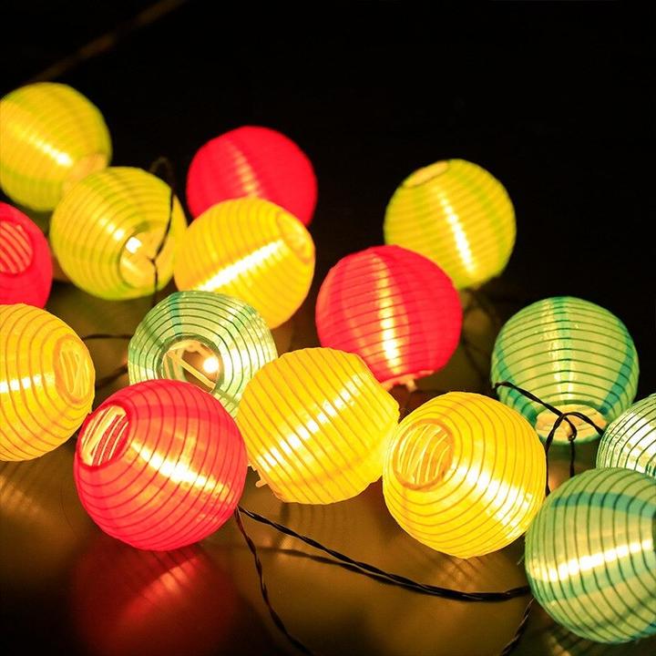 Immagine prodotto Hermex Catena luminosa LED da 6,5 m Catena luminosa solare Ghirlanda di luci a sfera multicolore (6.50 m)