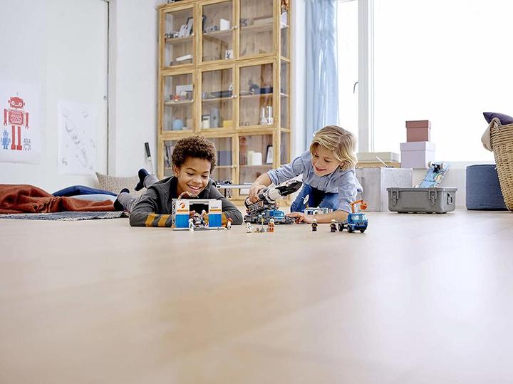 Actual product image LEGO Rocket assembly and transport (60229, LEGO City)