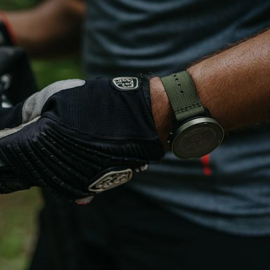 Actual product image Suunto 22 Exp1 Textile Strap Forest Green M+L (22 mm, Fabric)