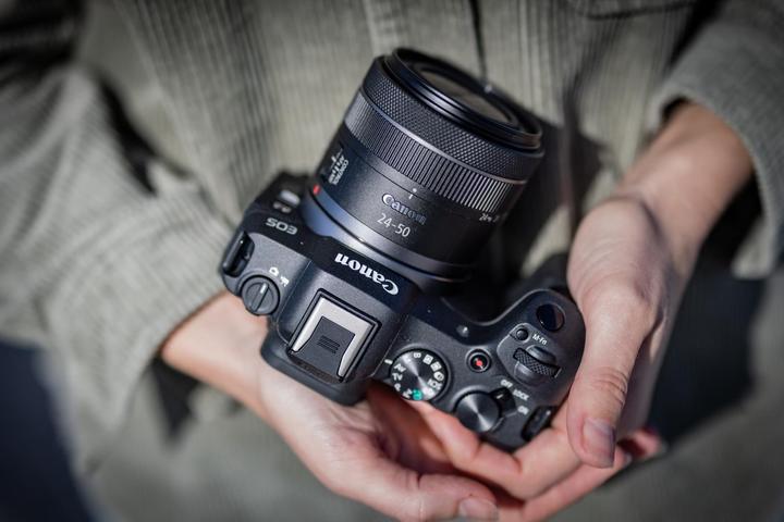 Actual product image Canon EOS R8 (EU) (24.20 Mpx, Full frame)