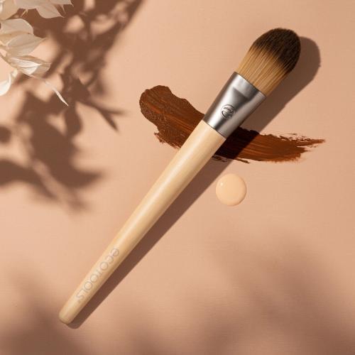 Produktbild EcoTools Classic Foundation Pinsel (Foundation)